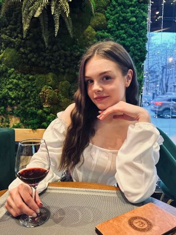 Проститутка Стелла, 20 лет, г. Нерюктяйинск 1-й